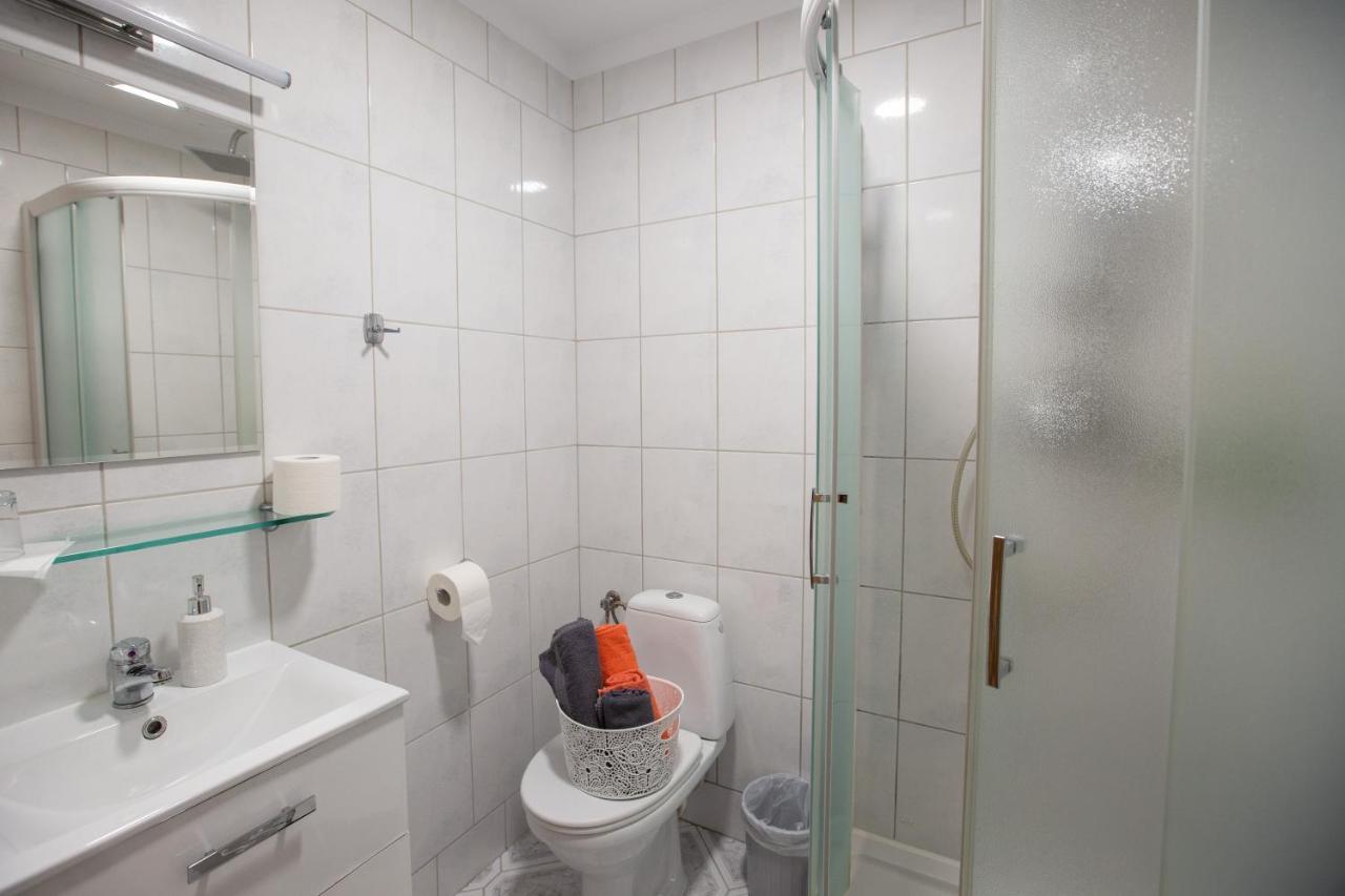 Twin Room,991112254:JPEG